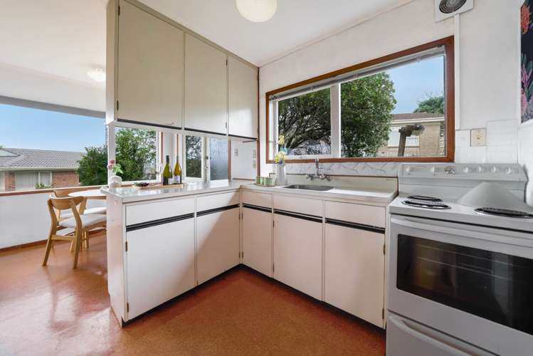 2/114 Eban Avenue Hillcrest_4