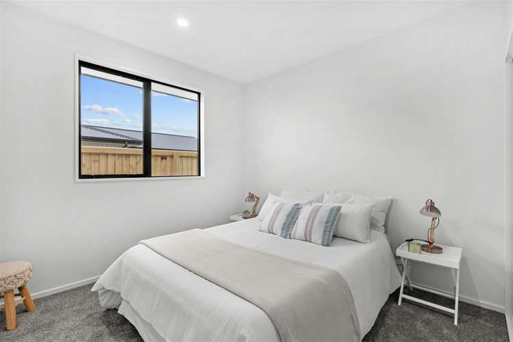 32 Oates Street Lincoln_13