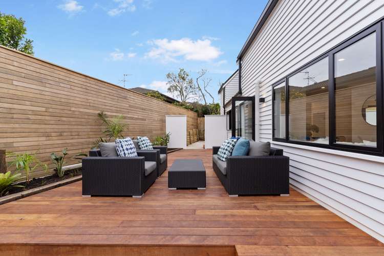 1/4 Whitworth Road Mount Eden_13