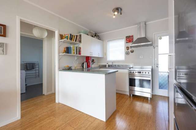 2/44 Turama Road Royal Oak_1