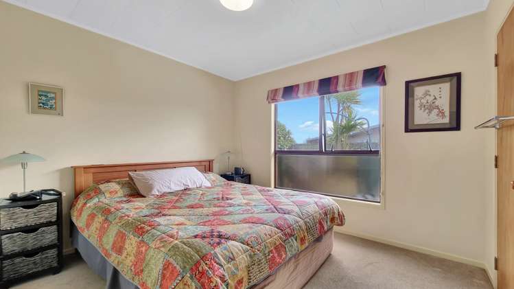 10 Iles Road Lynmore_6
