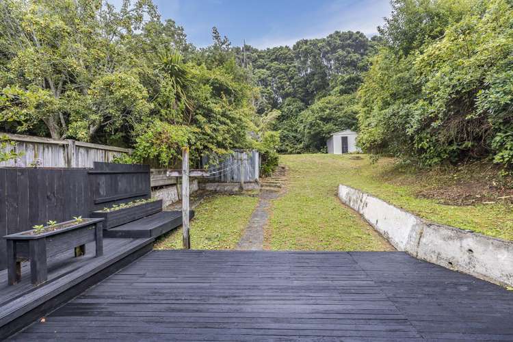 15 Victory Crescent Tawa_2