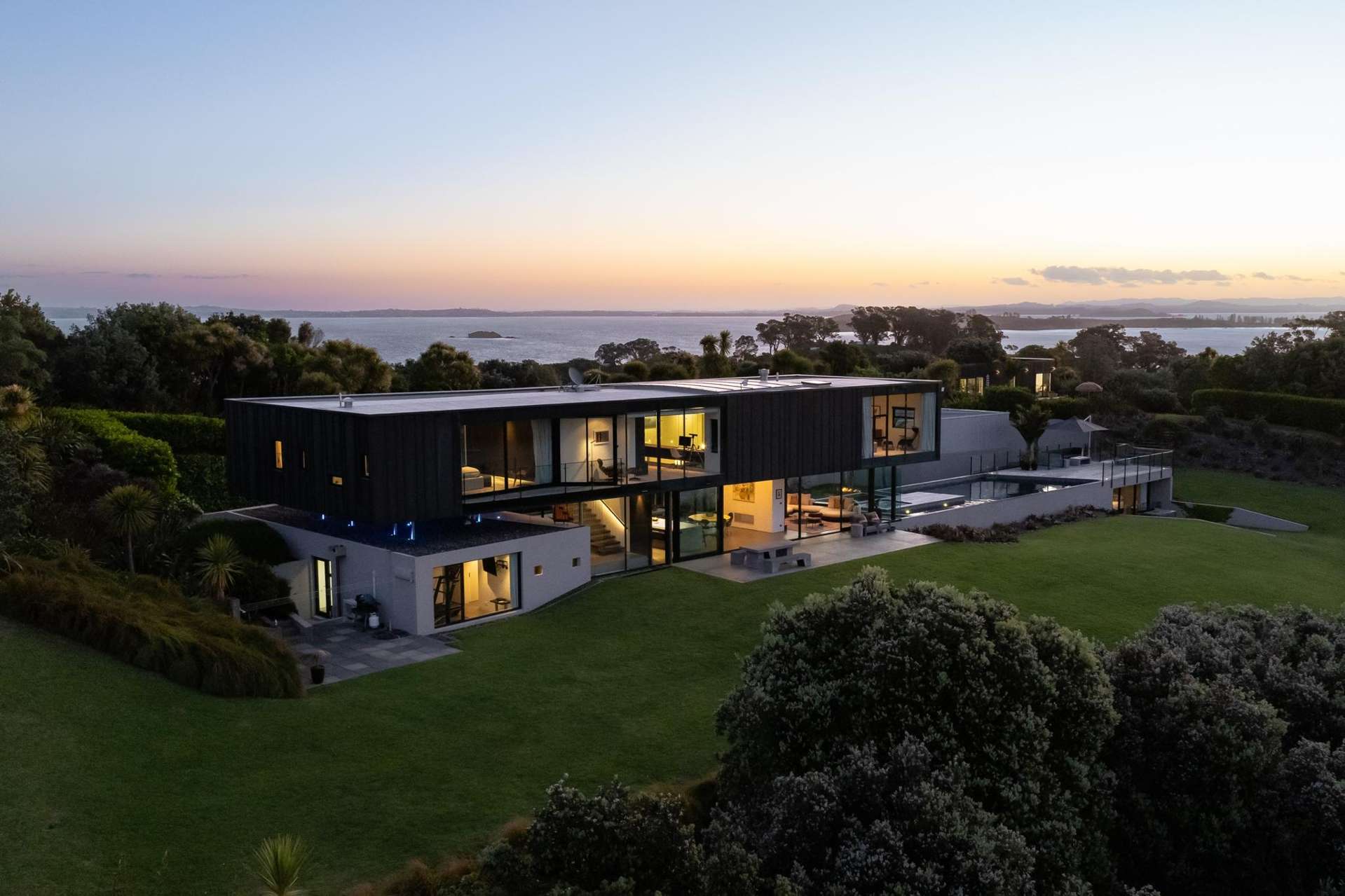 89 Nick Johnstone Drive Oneroa_0