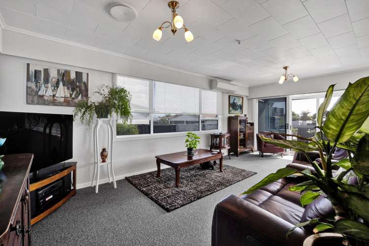 39 Carey Street Waitara_11