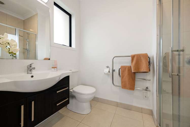 12 Stan Heather Drive Glenview_17