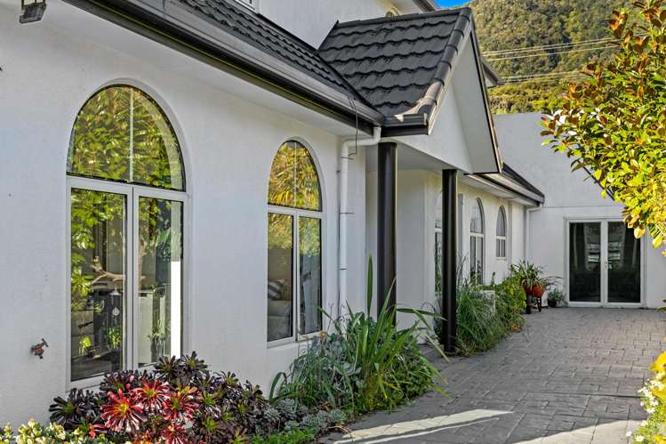 37 Waikawa Road Picton_34