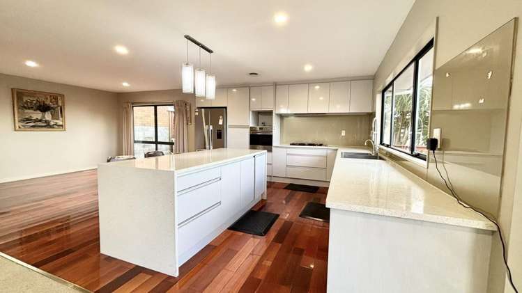 16 Waltham Street Henderson_8