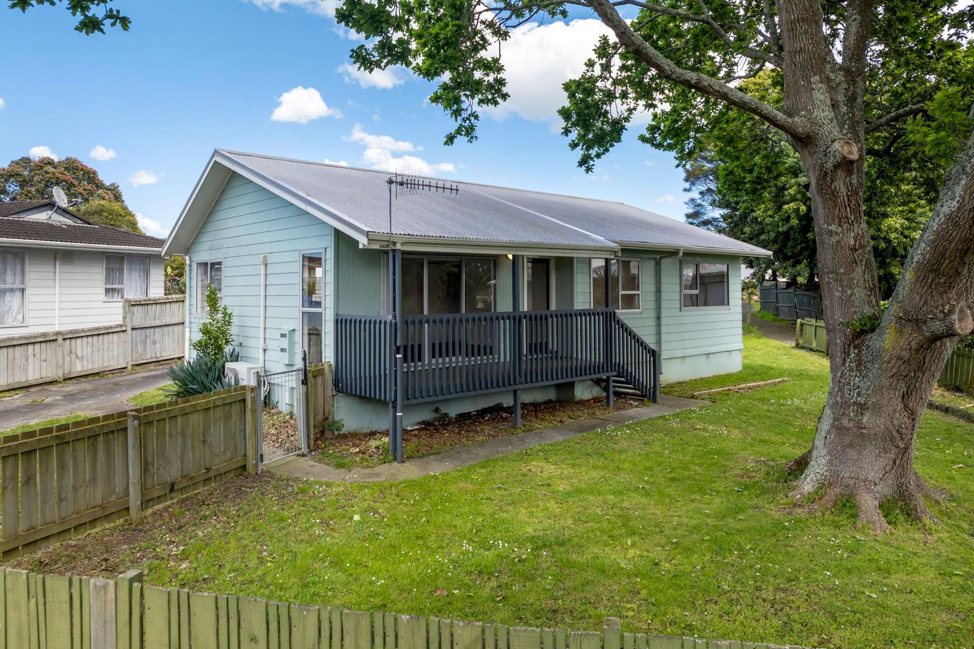 39 Frobisher Way Clendon Park_0