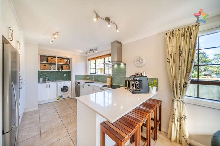 7 Prouse Crescent Naenae_6