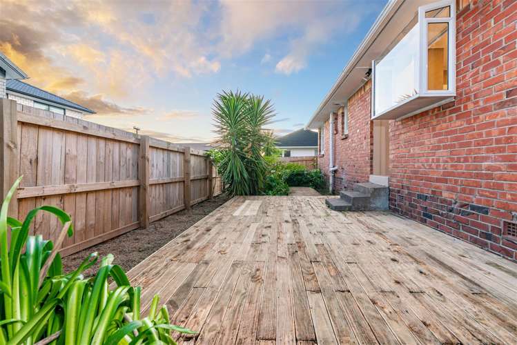 16 Toru Street Te Atatu Peninsula_24