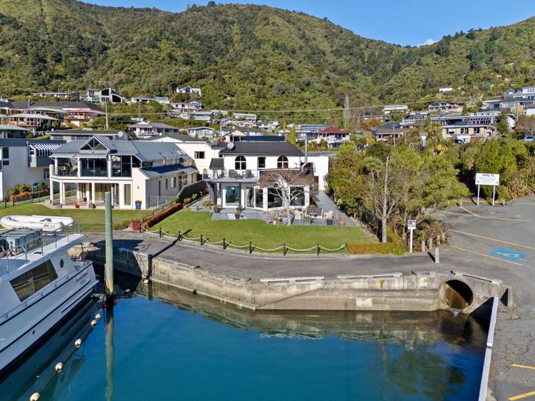 37 Waikawa Road Picton_43