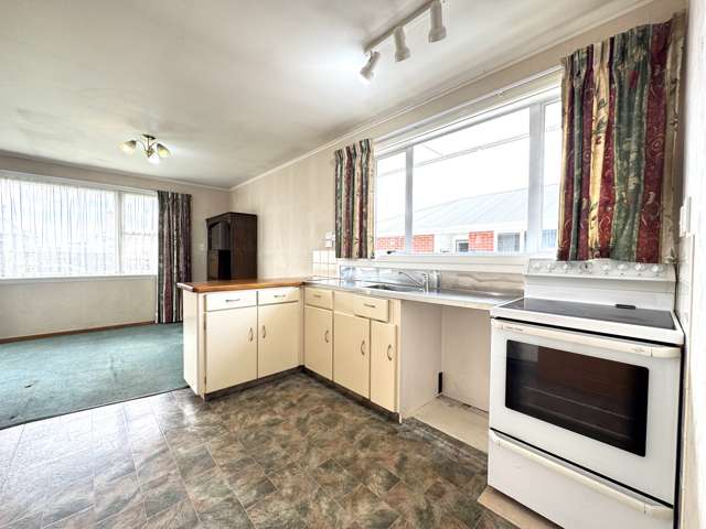 56 Raymond Street West End_4