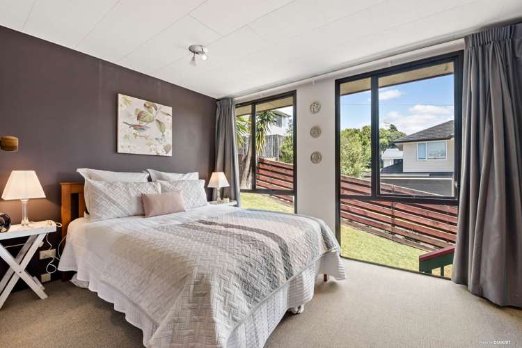 2/668 Beach Road Browns Bay_13