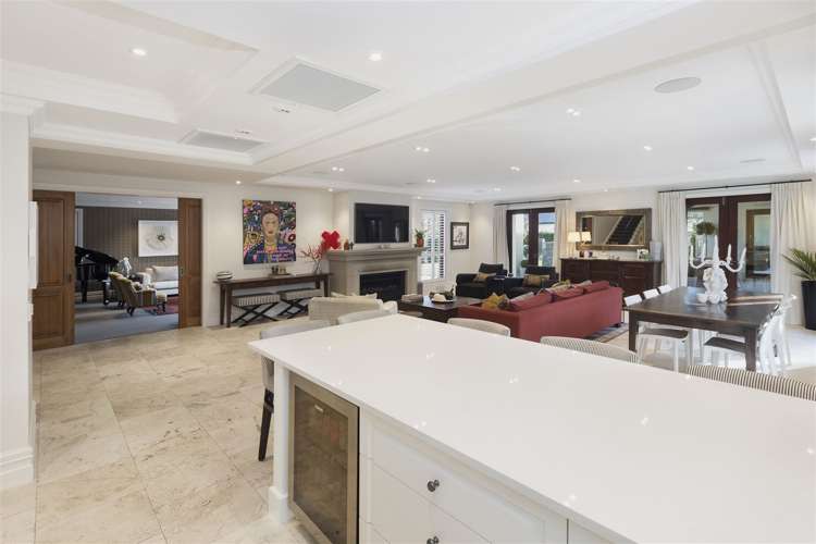 87 Merivale Lane Merivale_16