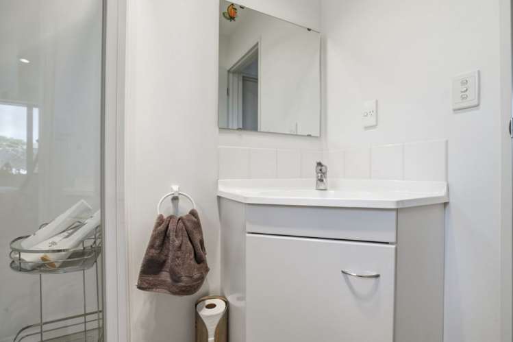 3/334 Halswell Road Halswell_9