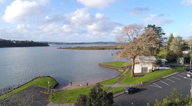 14 Chapman Road Te Atatu Peninsula_1