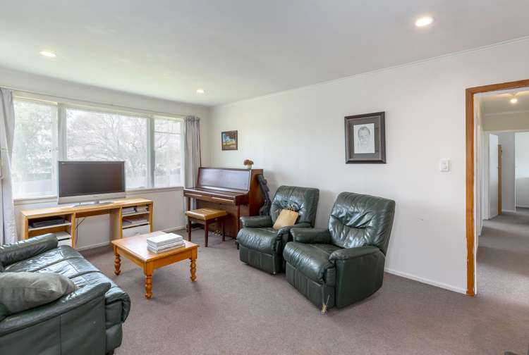 24 Daniell Street Featherston_4