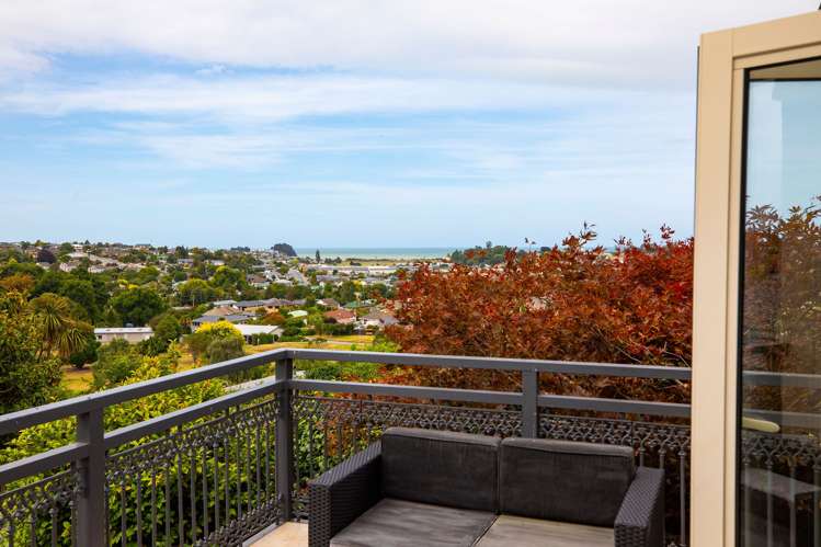 20 Kitchener Square Highfield_32