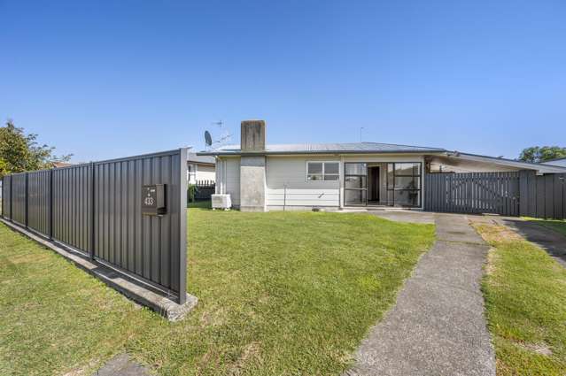 Great bones - renovate and add value