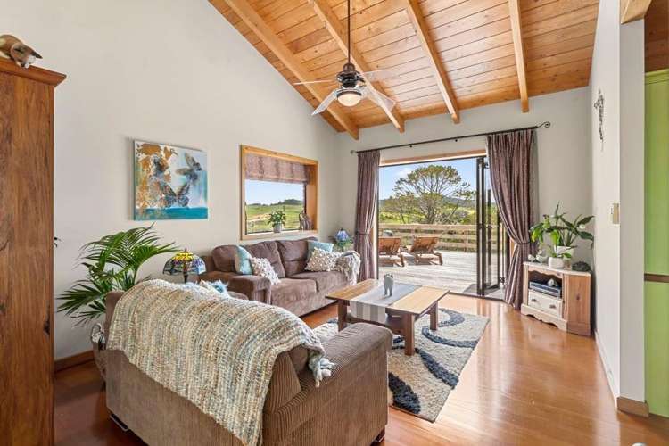 1489 Weranui Road Wainui_7