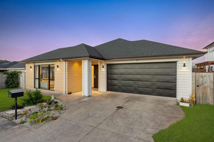 33 Johns Creek Crescent Silverdale_1