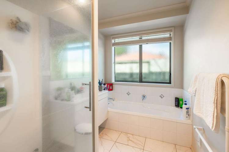 38 Riverholm Drive Mangakakahi_10