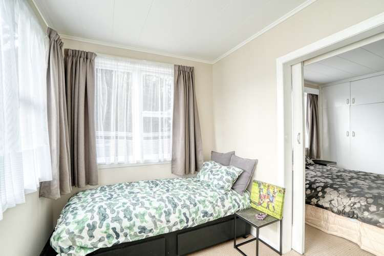 120 Jollie Street Hokitika_16