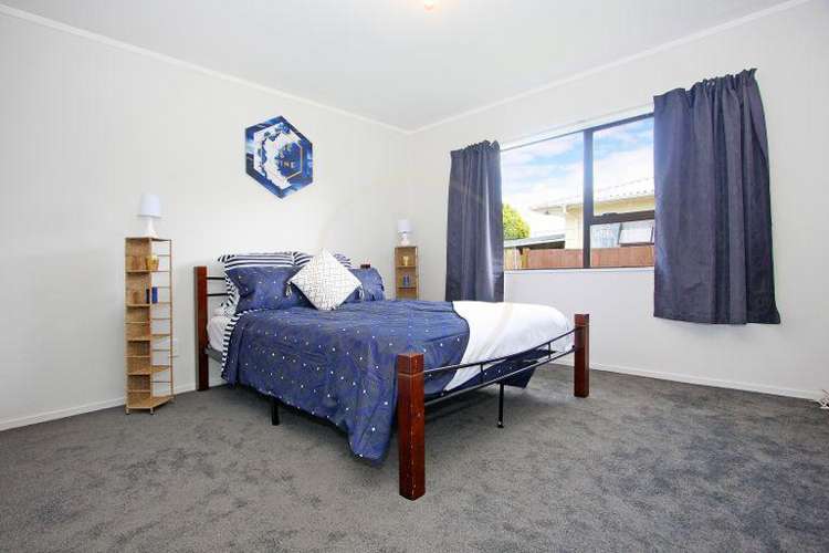1/6 Hatherley Place Clendon Park_9