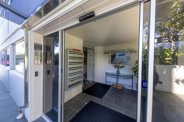 9/57 Sarsfield Street Herne Bay_1