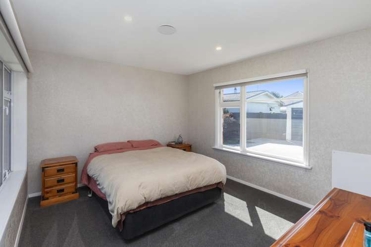 347 Breezes Road Aranui_6