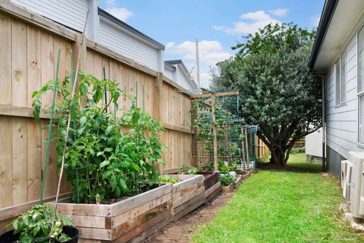 207 Gills Road Half Moon Bay_15