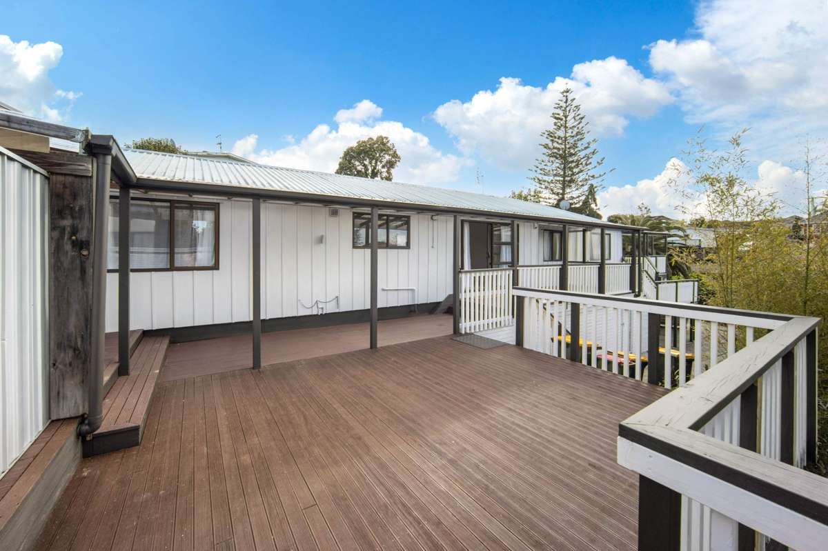 7A & 1/7A Tirimoana Road_2