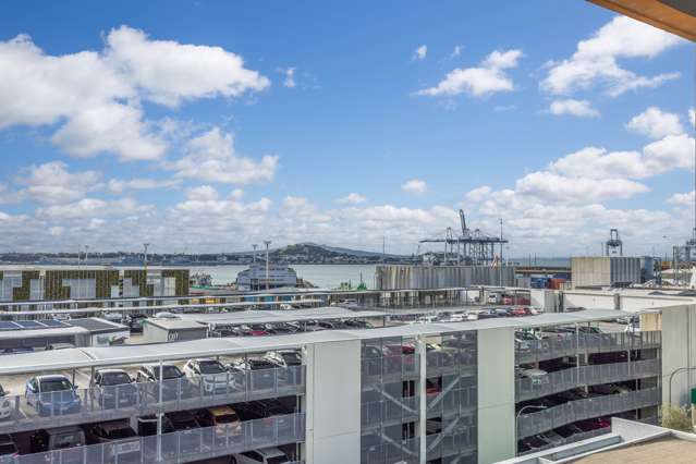 708/2 Beach Road Auckland Central_4