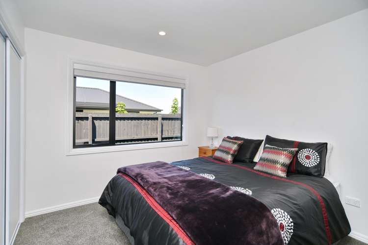 16 McQuillan Avenue Woodend_20