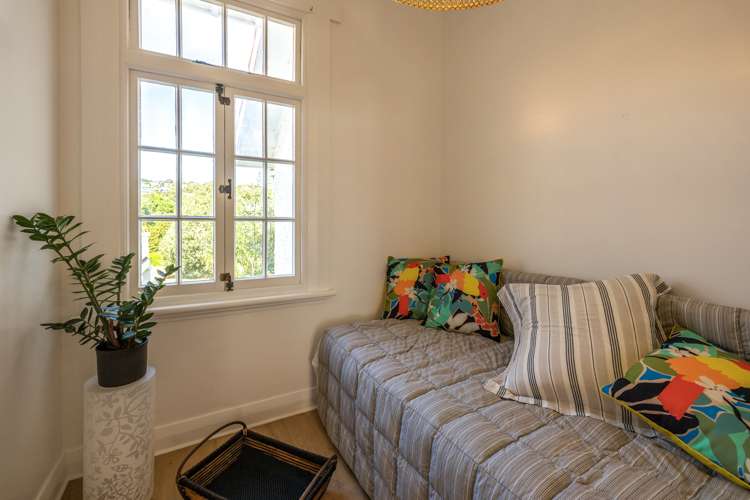 4/23 The Strand Onetangi_12