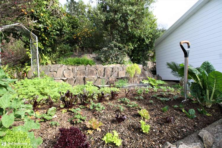 105 Waireka Place Whangamata_24