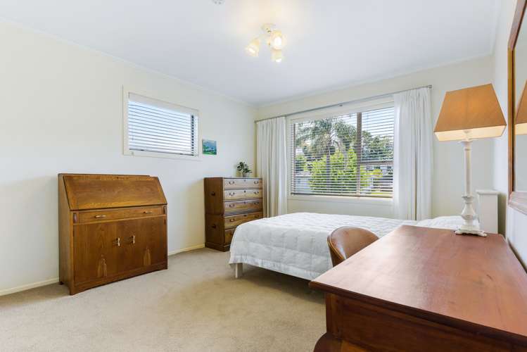 3a Leiden Place Totara Vale_9