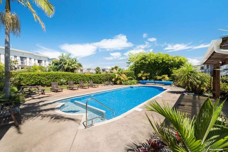 18/92 Bush Road Albany_6