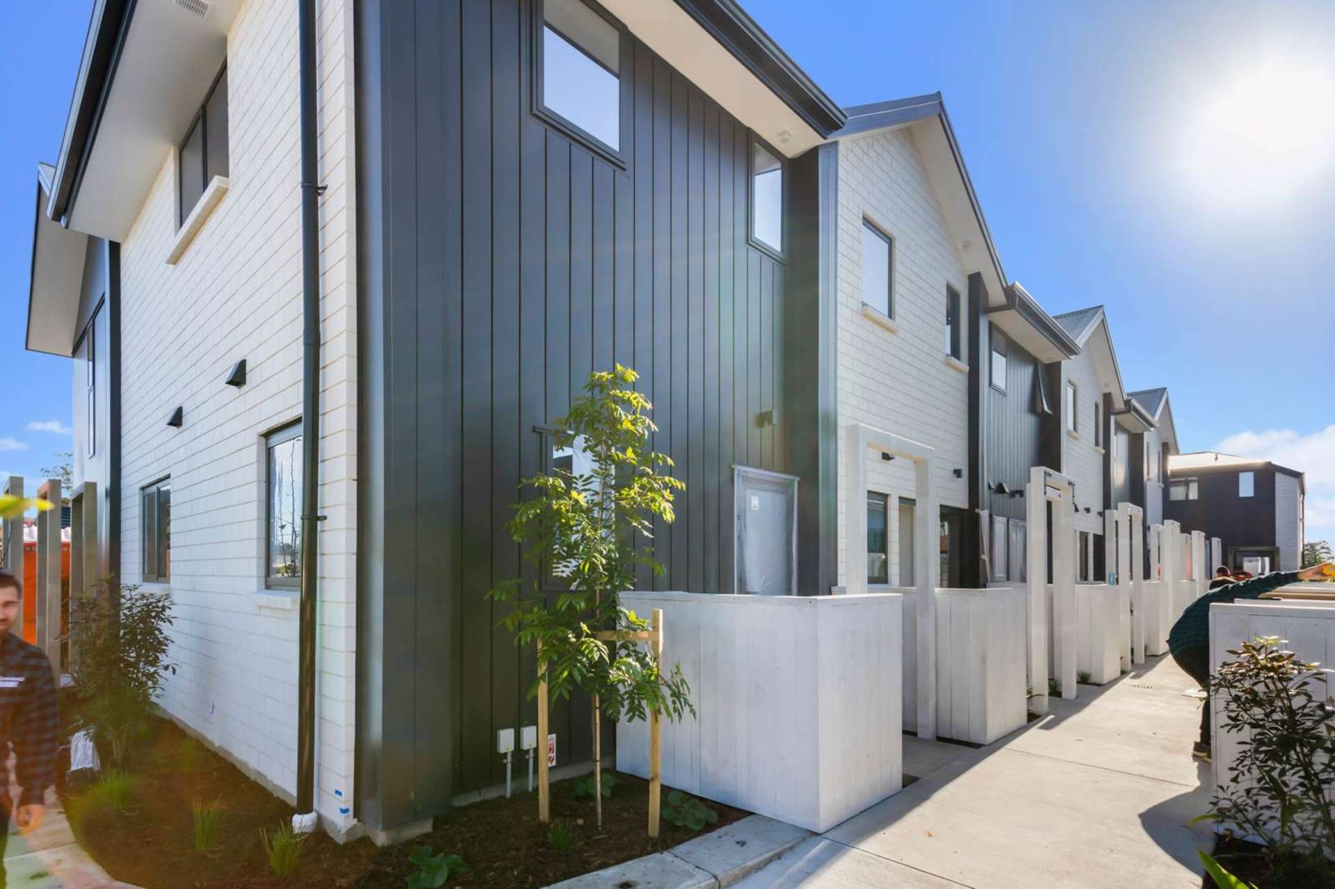 3B/87 Taikata Road Te Atatu Peninsula_0
