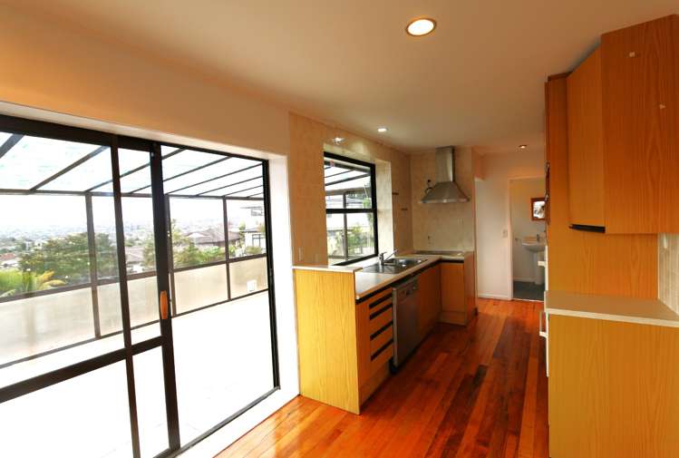 66 Bradbury Road Botany Downs_6