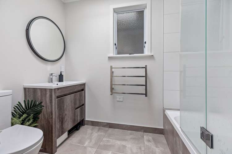 173 Kingswood Road Brookfield_10