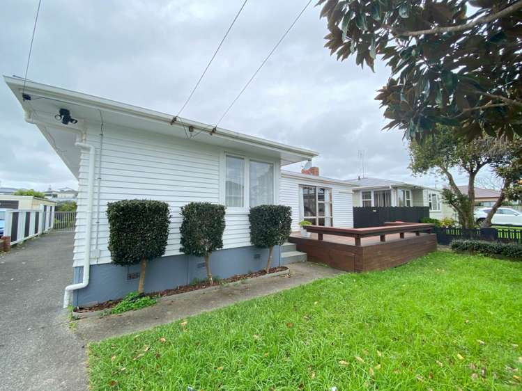 9 Meredith Street Blockhouse Bay_18