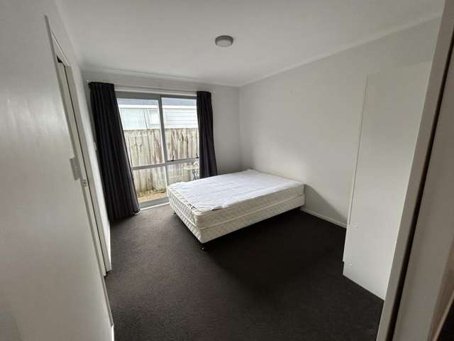 4/12 Crescent Court Melville_3