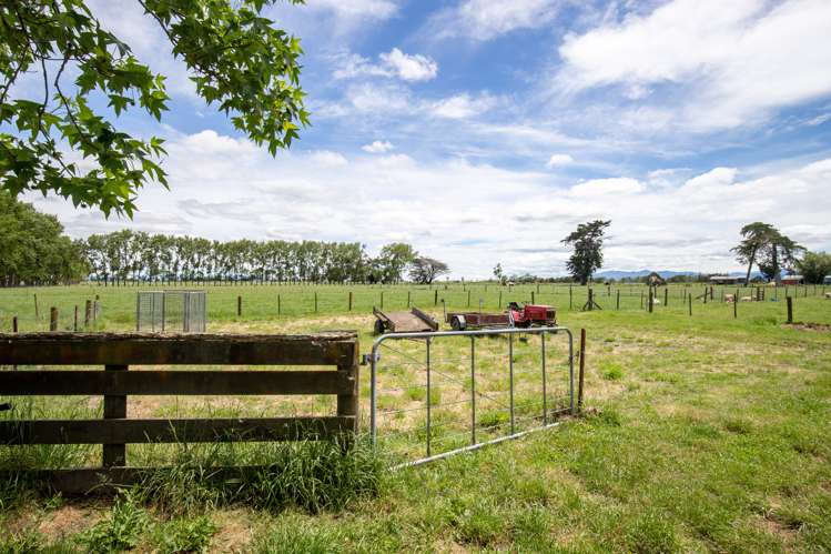 152 Ferry Road Kerepehi_17