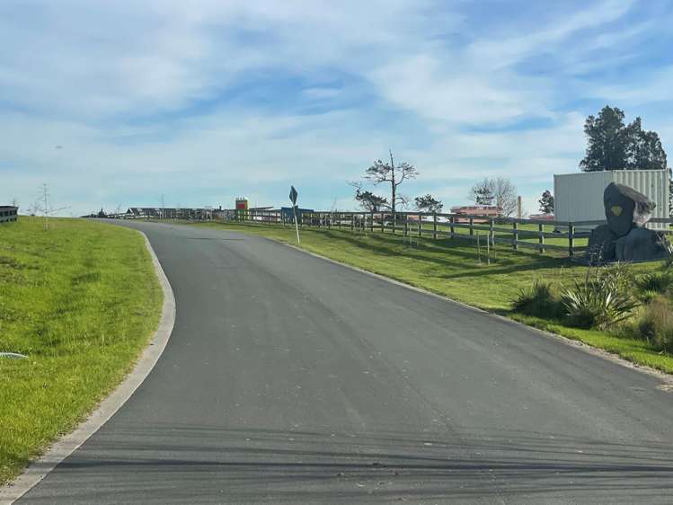 53 Diamond Lane Riverhead_4