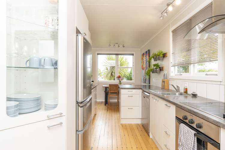 23 Susan Place Deanwell_5