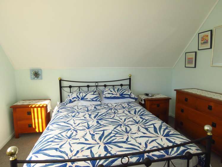 5 Dudley Crescent Cable Bay_21