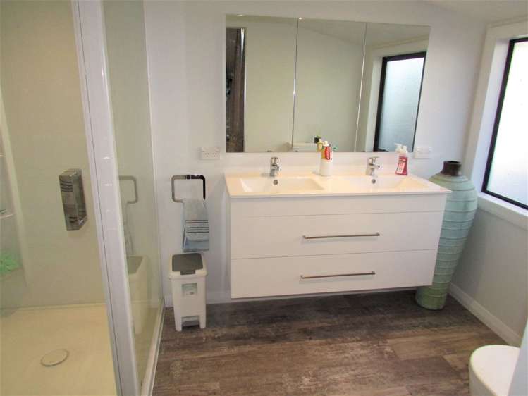 37 Marlborough Street Greymouth_22