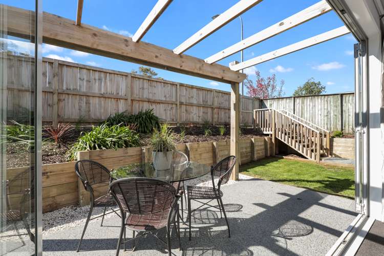 4/1 Hibiscus Avenue Hamilton Lake_9