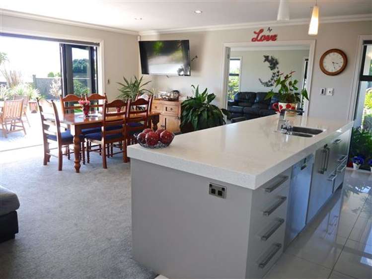 6 Manukaka Heights Hurdon_8